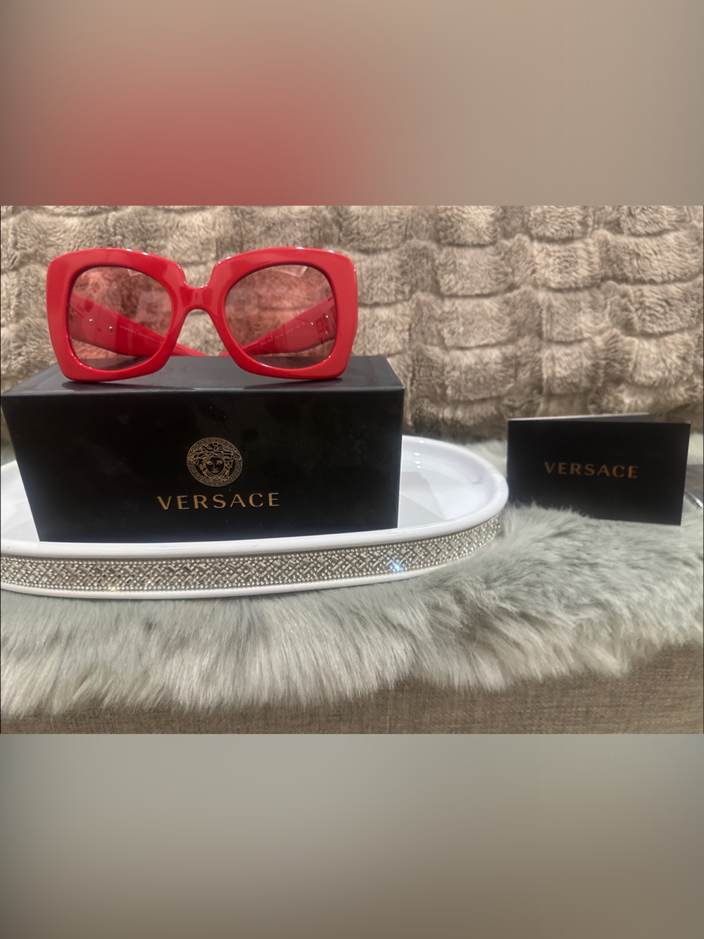 VERSACE Glossy Red Cat-Eye Sunglasses with Gold VERSACE Medusa Emblem